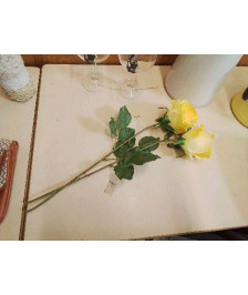 FAUSSE ROSE JAUNE