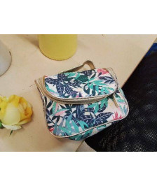 TROUSSE DE TOILETTE 