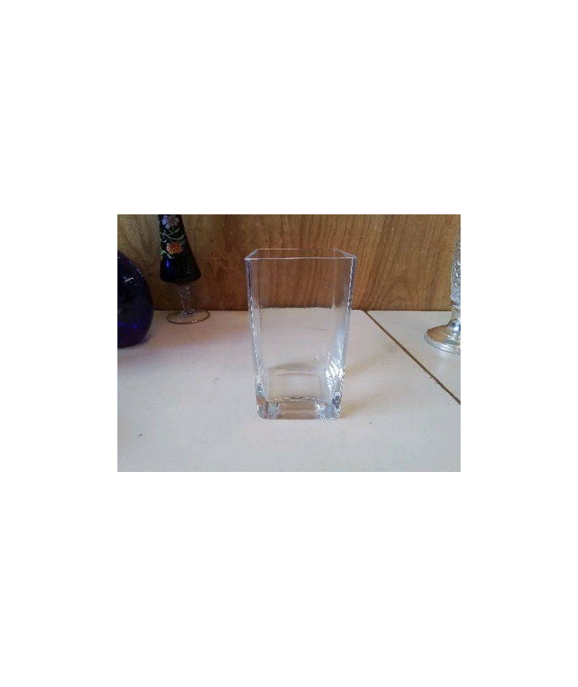 VASE EN VERRE