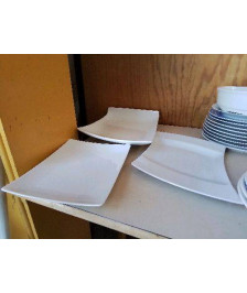 PLAT APÉRITIF BLANC
