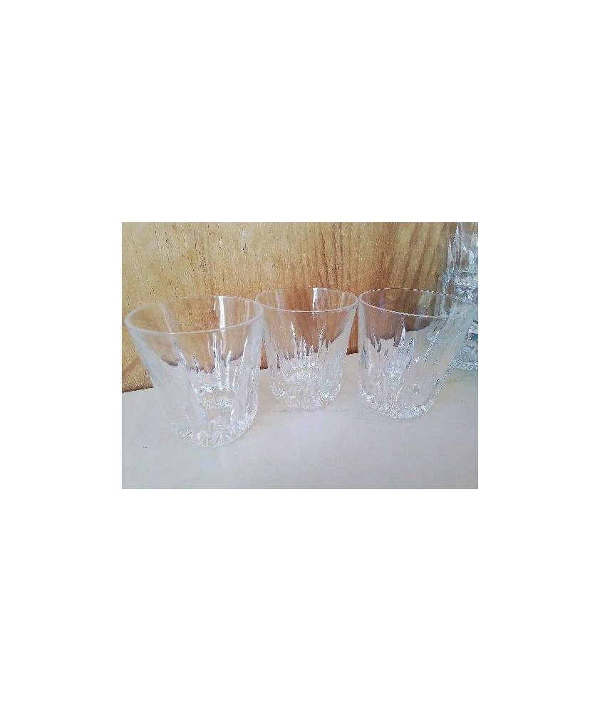 LOT DE 3 GOBELETS EN CRISTAL 