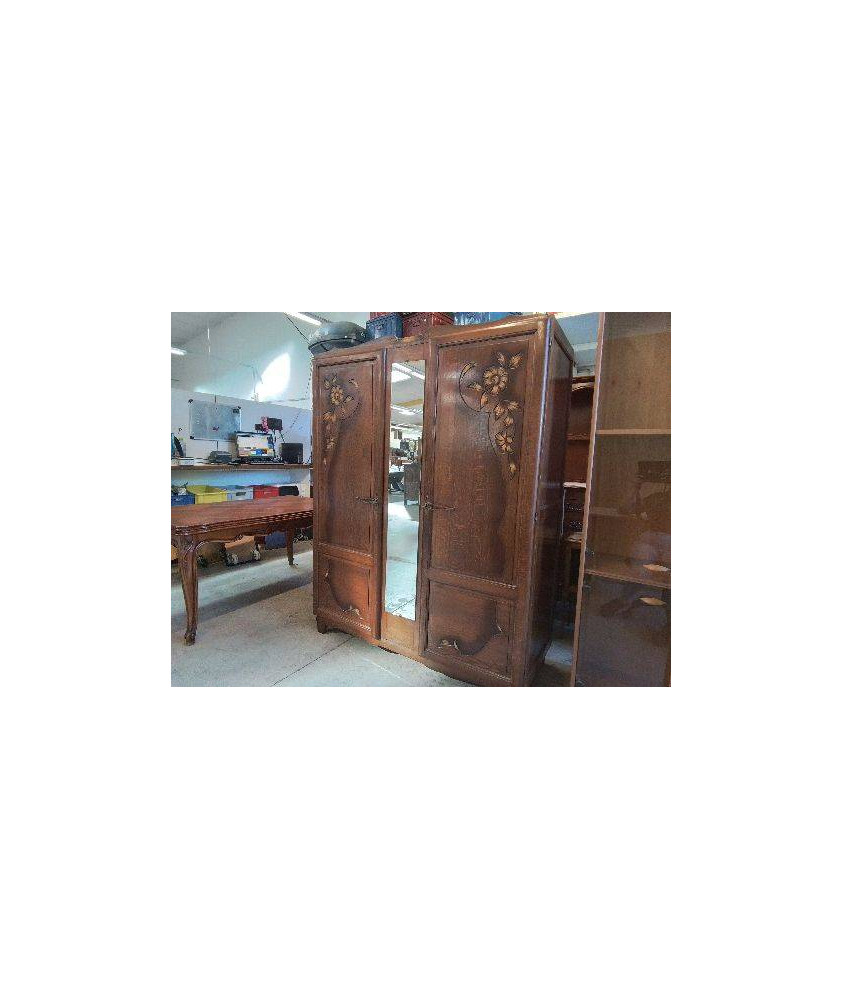 ARMOIRE STYLE ART DECO