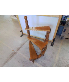 ETAGERE PLANTE ESCALIER