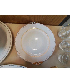 ASSIETTE À DESSERT EN PORCELAINE 