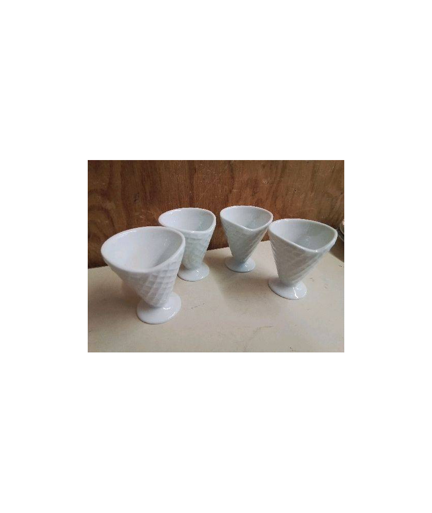 LOT DE 4 COUPES A GLACE