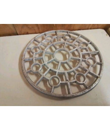 DESSOUS DE PLAT