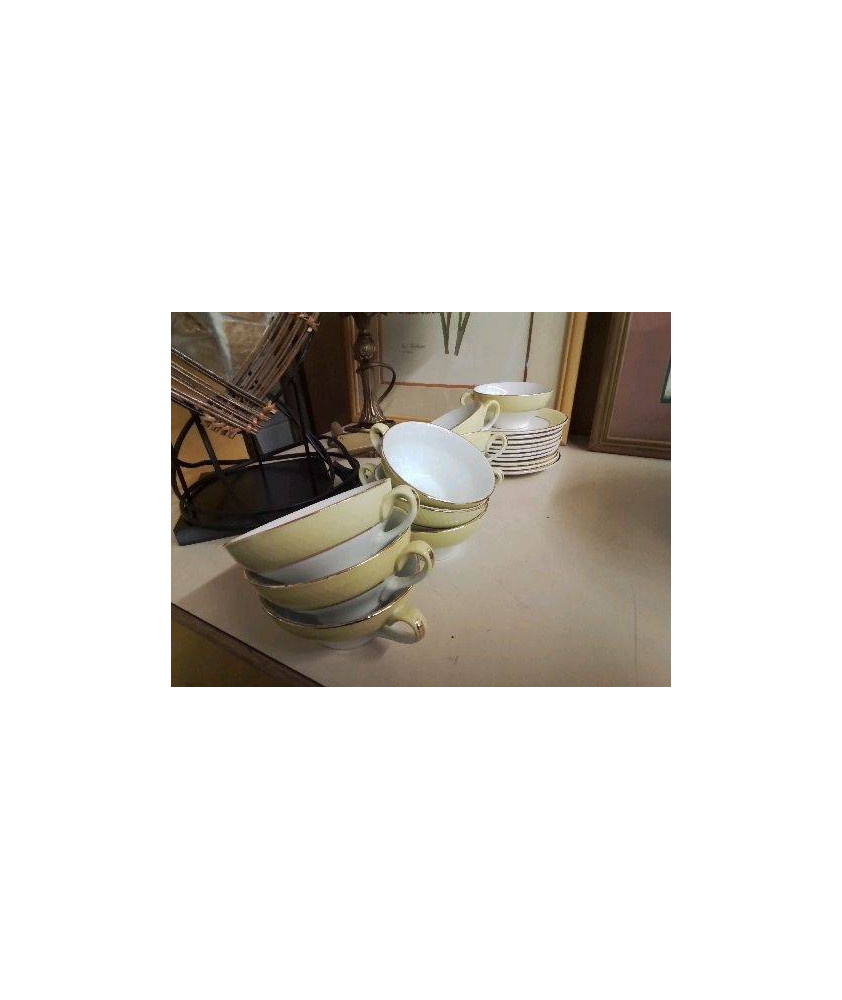 TASSE À CAFÉ AVEC SOUCOUPE JAUNE ET DORÉ 