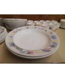PLAT ROND ARCOPAL MOTIF FLORAL 