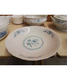 PLAT ROND EN PORCELAINE MOTIF FLORAL BLEU 