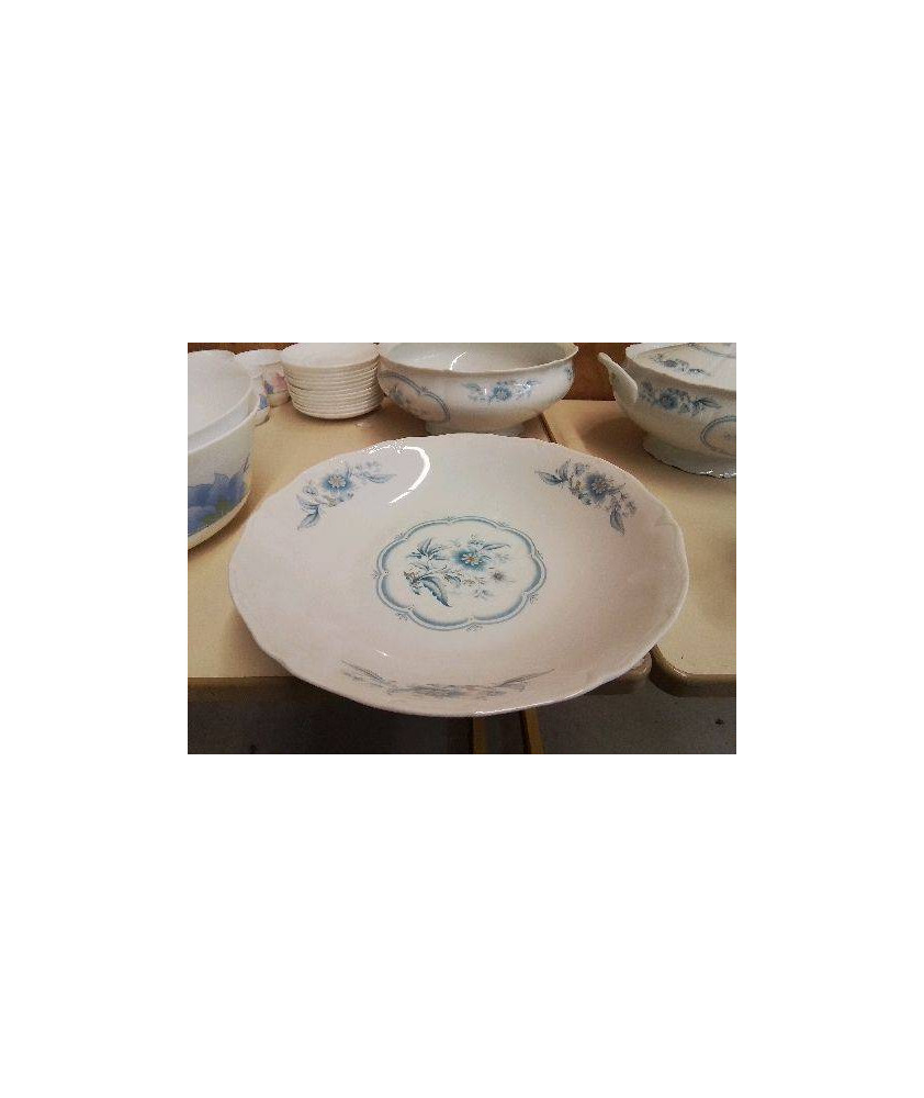 PLAT ROND EN PORCELAINE MOTIF FLORAL BLEU 