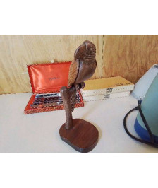 PEROQUET SCULPTÉ 