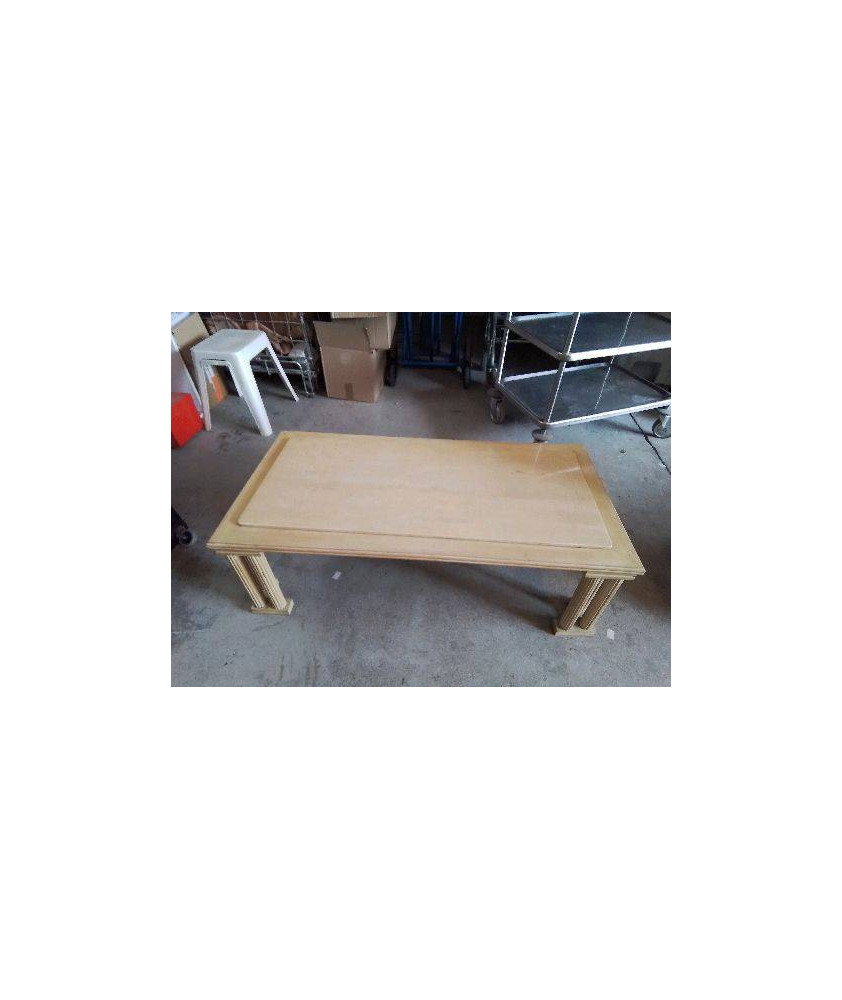 TABLE BASSE MARBRÉ COULEUR BEIGE 