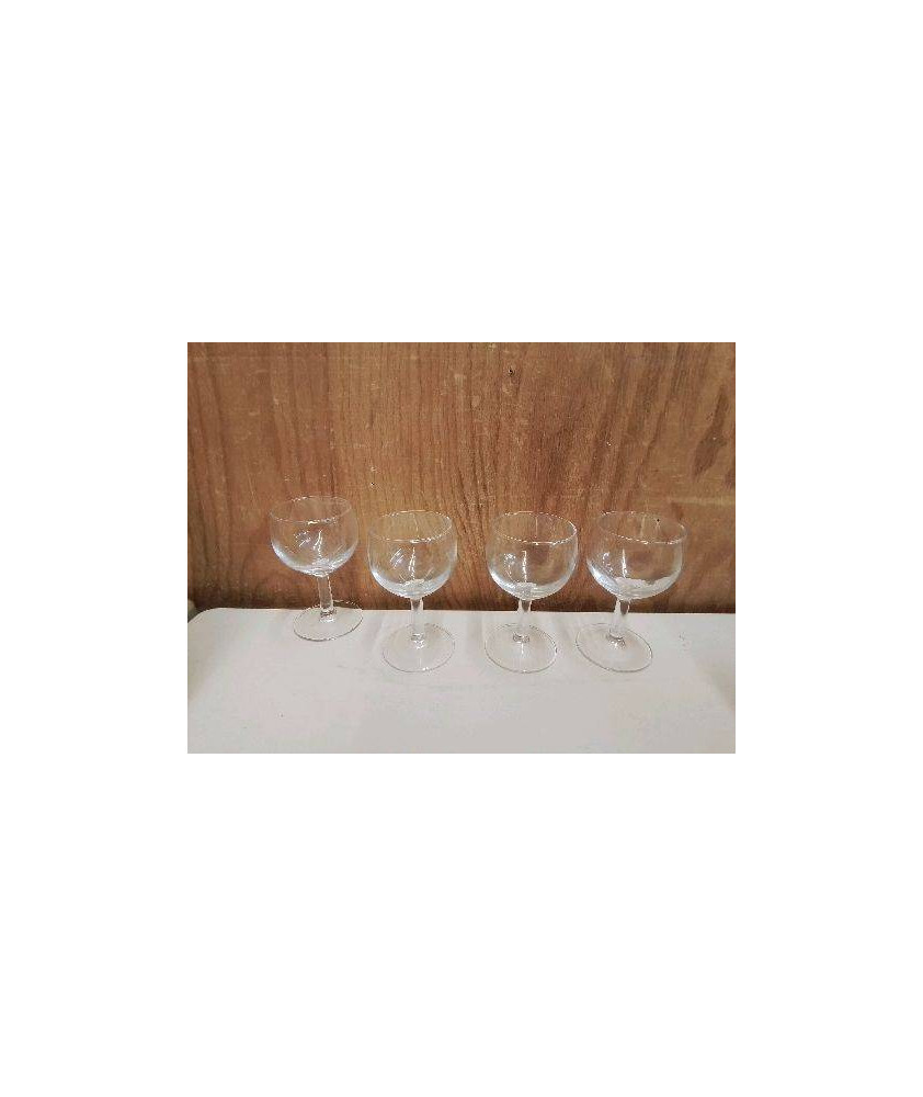 LOT DE 4 VERRES 