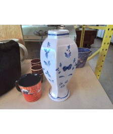 VASE BLEU ET BLANC FLORAL 