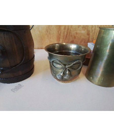 CACHE-POT EN LAITON 