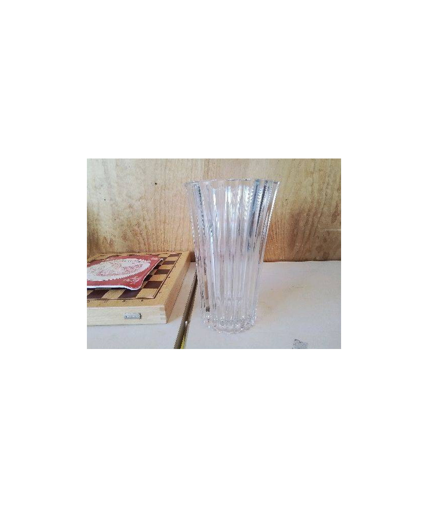 VASE EN VERRE