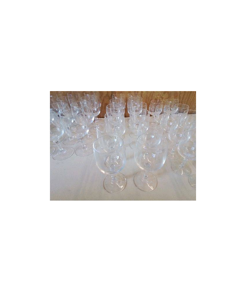VERRE A VIN EN CRISTAL 