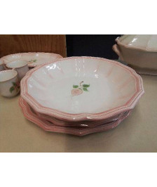 PLAT PRIMEROSE MOTIF FLORAL 