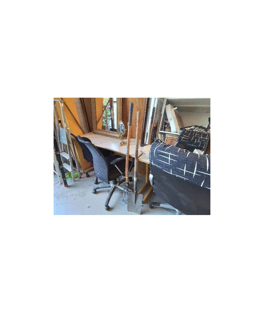 OUTILS DE JARDINAGE 