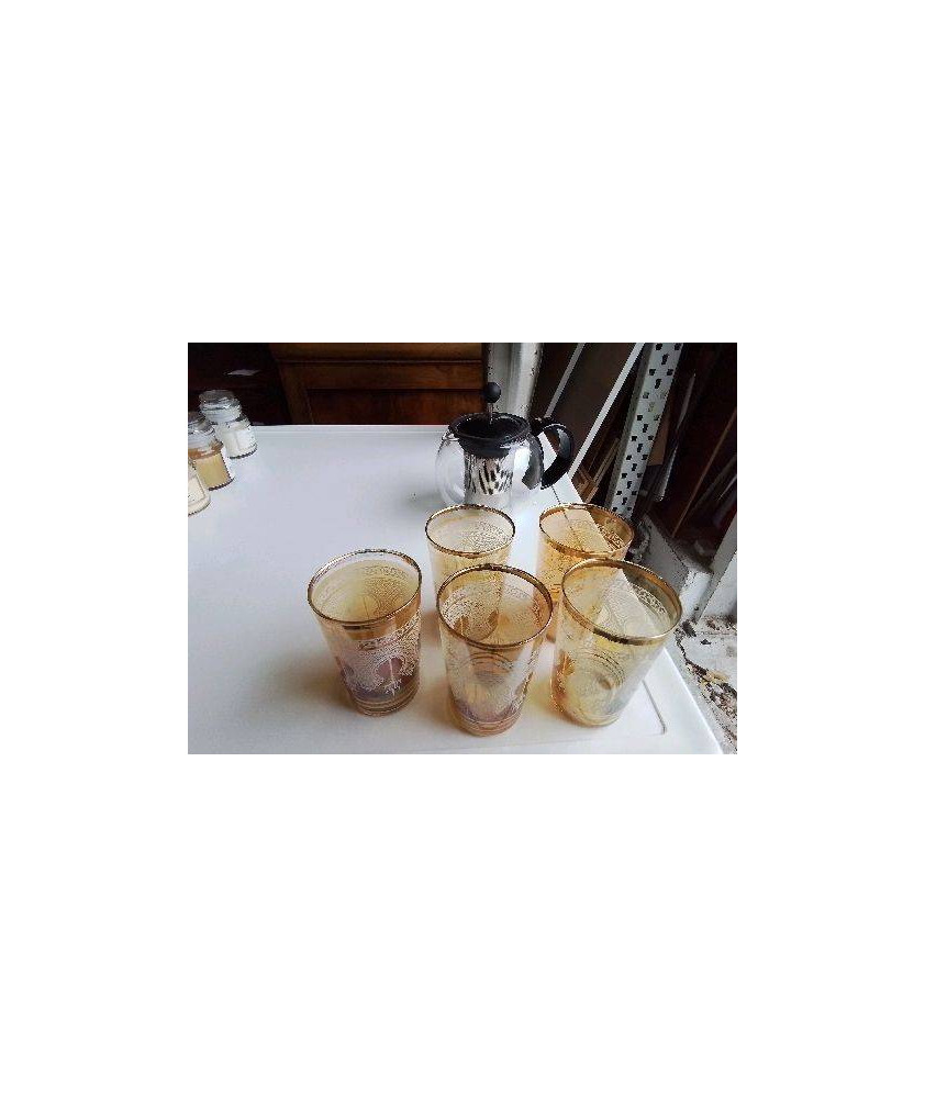 LOT DE 5 VERRES 