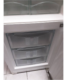 REFRIGERATEUR CONGELATEUR  LIEBHERR GARANTIE 6 MOIS