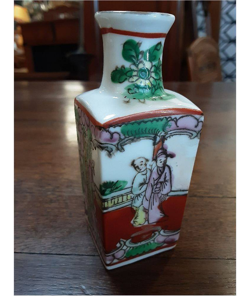 VASE ASIATIQUE