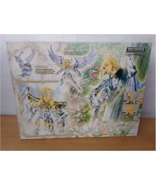 FIGURINE SAINT SEIYA HYOGA CYGNUS BANDAI 