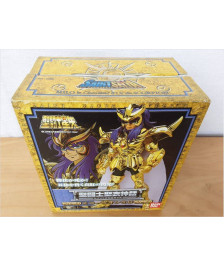 FIGURINE SAINT SEIYA MILO SCORPION BANDAI